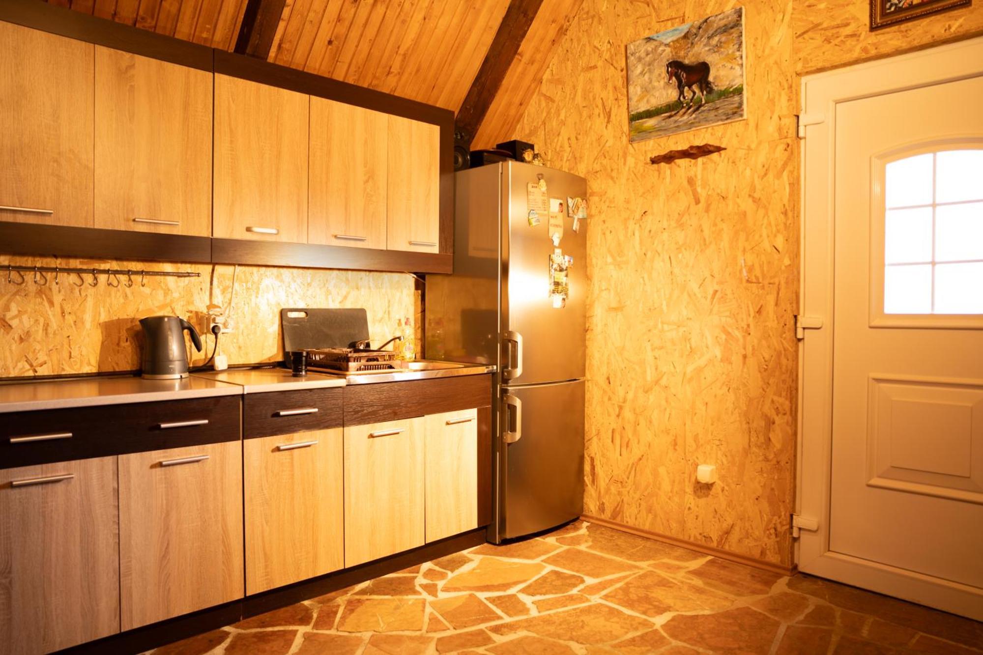 ホテル Detached House Milivoje Poscenje エクステリア 写真